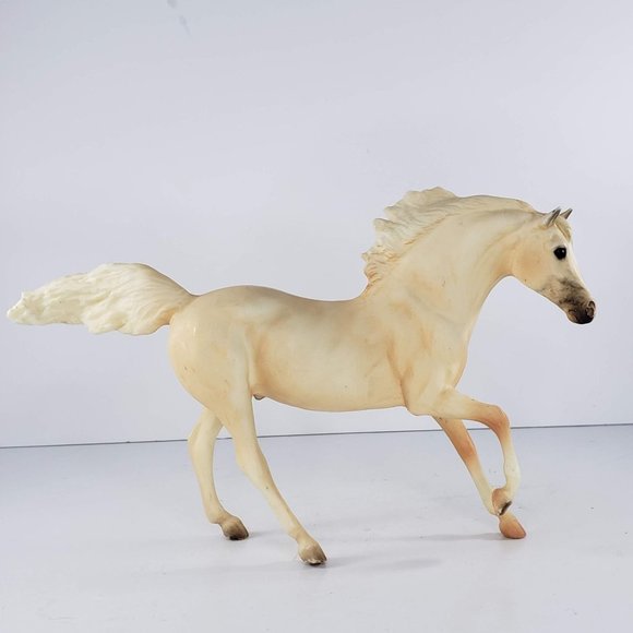 Breyer Horse Classic Cloud's Legacy Andalusian Stallion Cremello #1225 - Picture 1 of 8